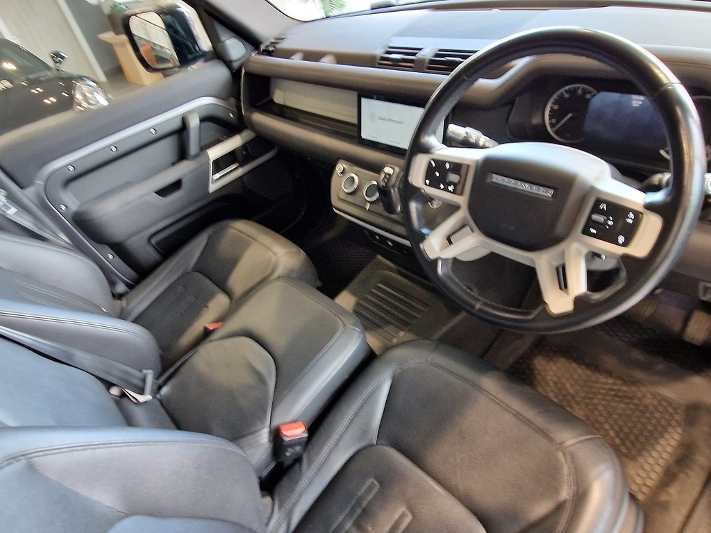 Land Rover Defender 110 D250 Mhev Se YC71XVX Grey #6
