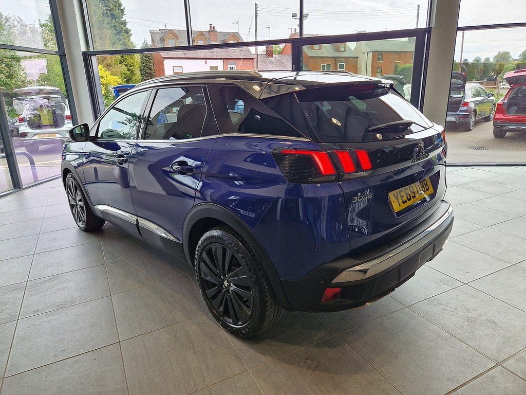 Peugeot 3008 Bluehdi Gt Line Premium YE69UBB Blue #4
