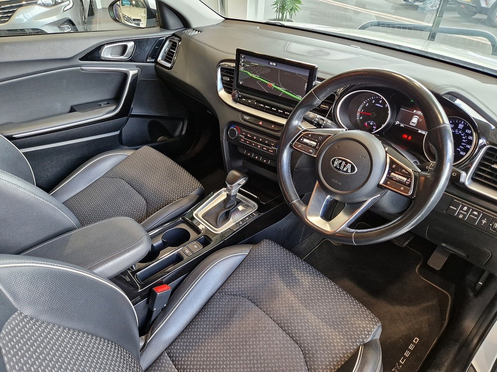Kia Xceed T-gdi 3 GL69GVO White #6