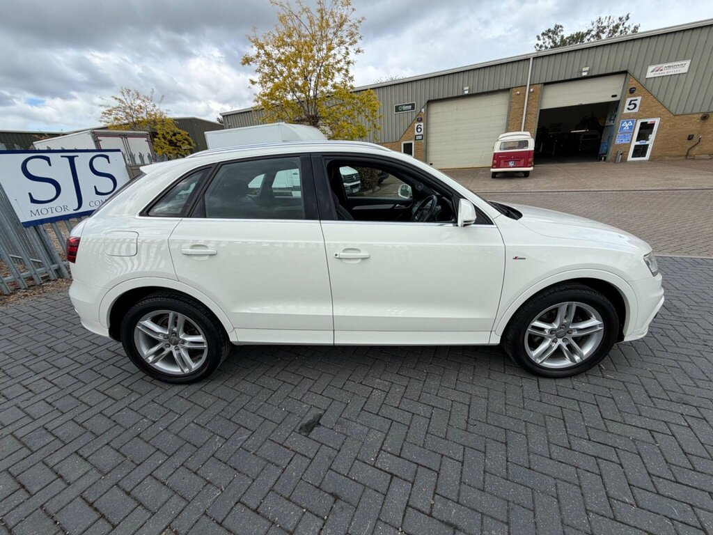 Audi Q3 2.0 Tfsi S Line S Tronic Quattro Euro 5 Ss LG13OVS White #2