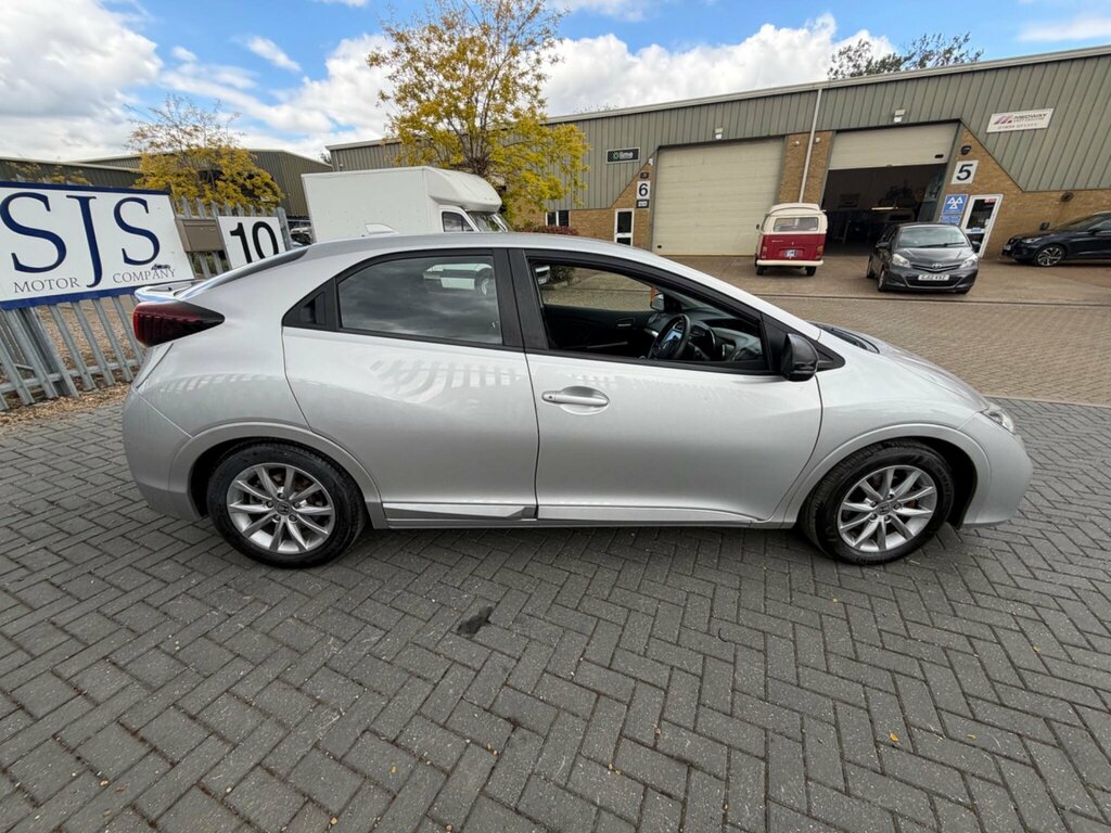 Honda Civic 1.6 I-dtec Se Plus Navi Euro 5 Ss LY65AFO Silver #2