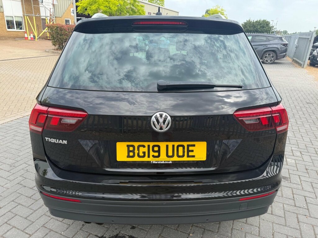 Volkswagen Tiguan 1.5 Tsi Evo Match Euro 6 Ss BG19UOE Black #4