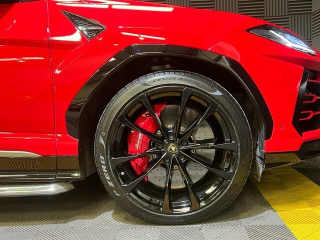 Lamborghini Urus Estate YR19BEJ Red #4