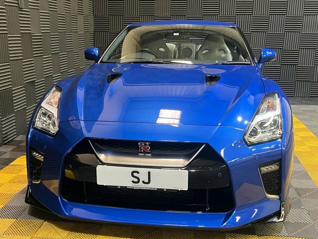 Nissan GT-R Prestige Gold #29