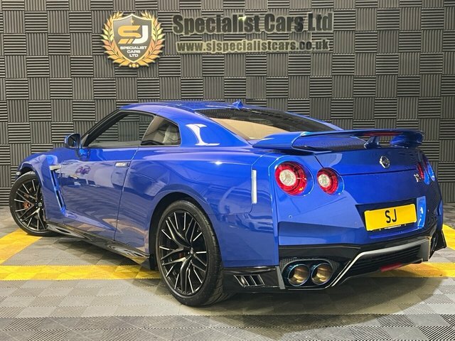 Nissan GT-R Coupe Blue #6