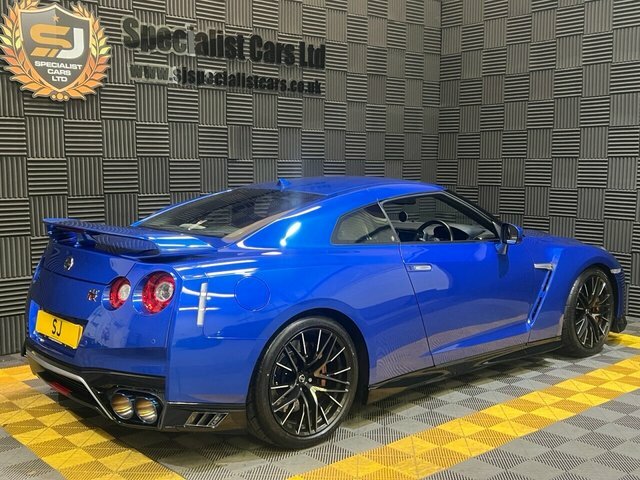 Nissan GT-R Coupe Blue #3