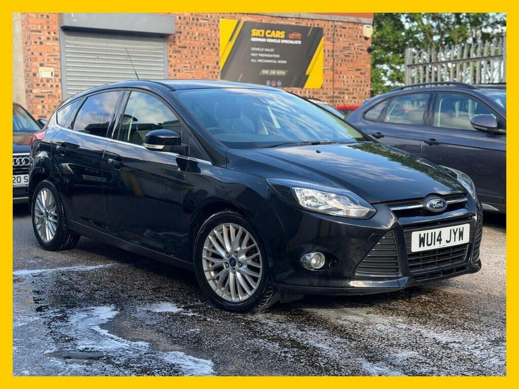 Ford Focus Hatchback 1.0T Ecoboost Zetec Navigator Euro 5 S Black