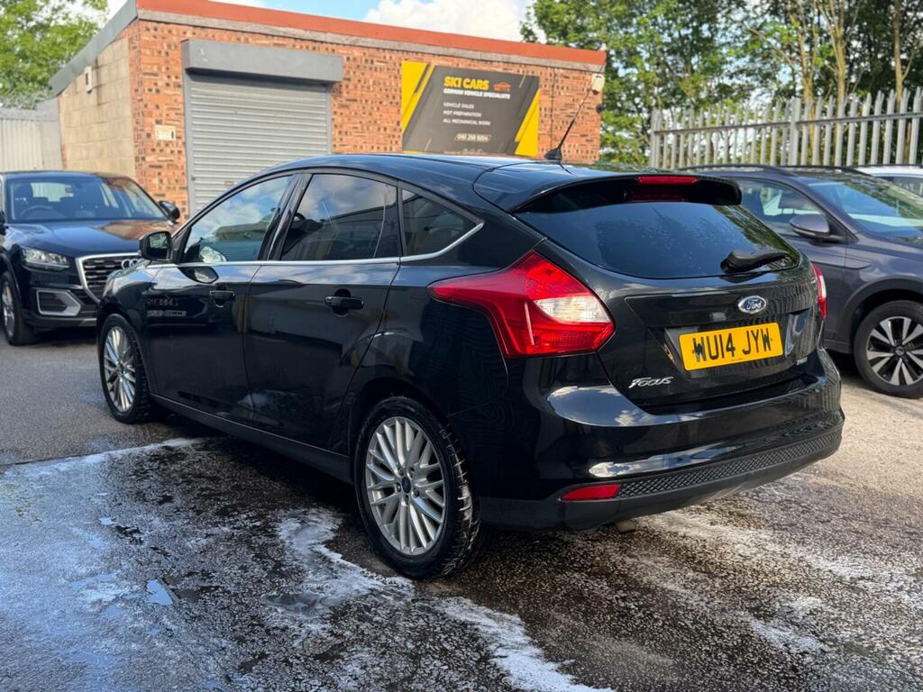Ford Focus Hatchback 1.0T Ecoboost Zetec Navigator Euro 5 S WU14JYW Black #6
