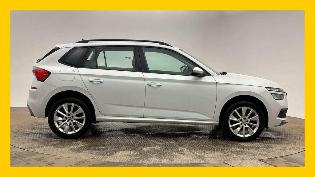 Skoda Kamiq 1.0 Tsi Se Euro 6 Ss YF23NUU White #3