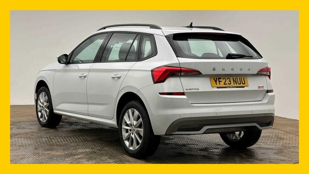 Skoda Kamiq 1.0 Tsi Se Euro 6 Ss YF23NUU White #2