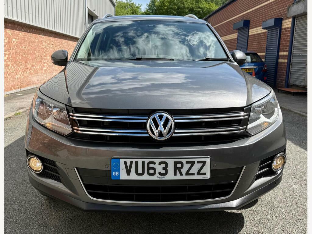 Volkswagen Tiguan 2.0 Tdi Bluemotion Tech Match 4Wd Euro 5 S S VU63RZZ Grey #2