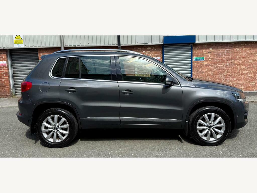 Volkswagen Tiguan 2.0 Tdi Bluemotion Tech Match 4Wd Euro 5 S S VU63RZZ Grey #6