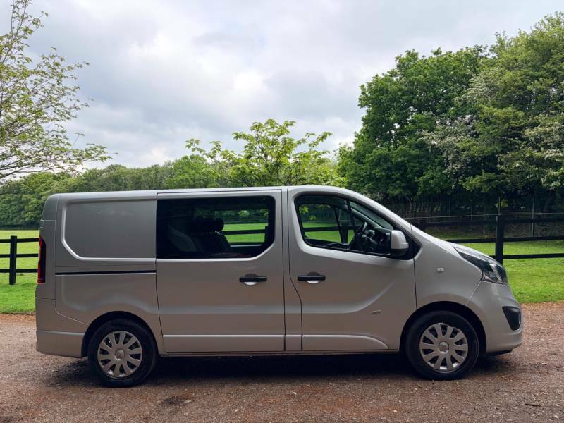Vauxhall Vivaro 1.6 Cdti 2900 Biturbo Ecotec Sportive Crew Van L1 LK67UBL Silver #3