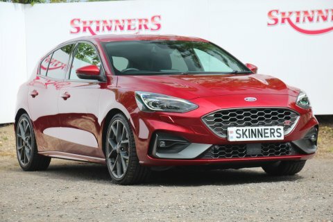 Ford Focus St Red