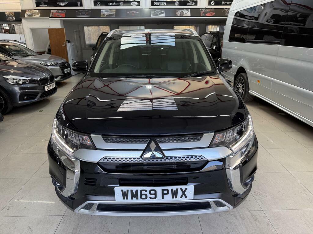 Mitsubishi Outlander 2.0 Mivec Exceed Cvt 4Wd Euro 6 S S Black #4