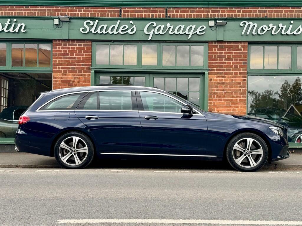 Mercedes-Benz E Class Se Blue