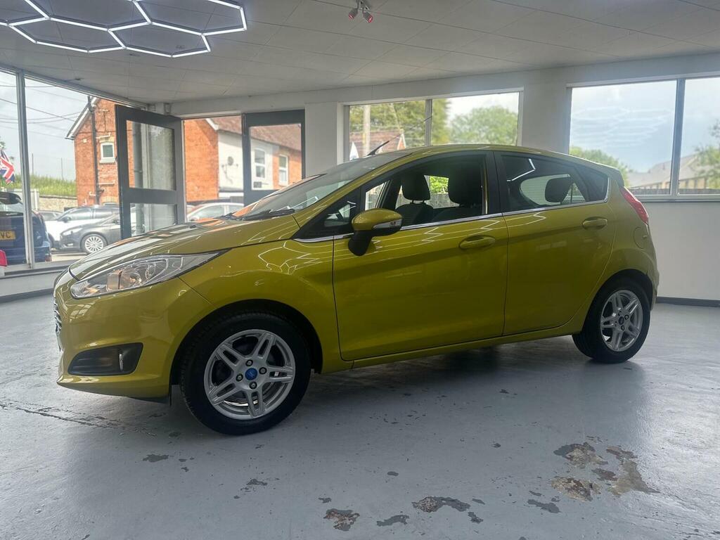Ford Fiesta Hatchback 1.5 Tdci Zetec Euro 5 201313 HF13YGV Yellow #2