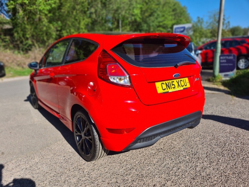 Ford Fiesta Zetec S Red Edition CN15XCU Red #6