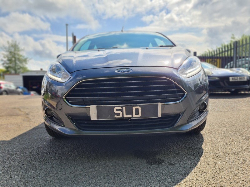 Ford Fiesta Zetec Grey #2