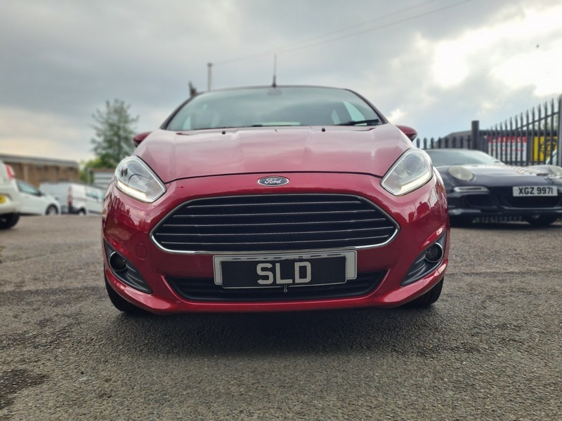 Ford Fiesta Titanium Red #2