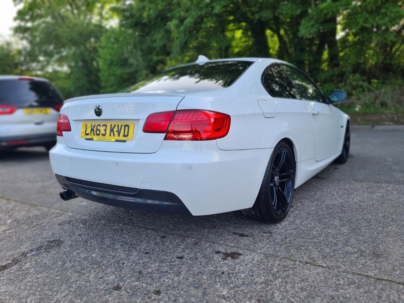 BMW 3 Series 318I M Sport LK63KVD White #4