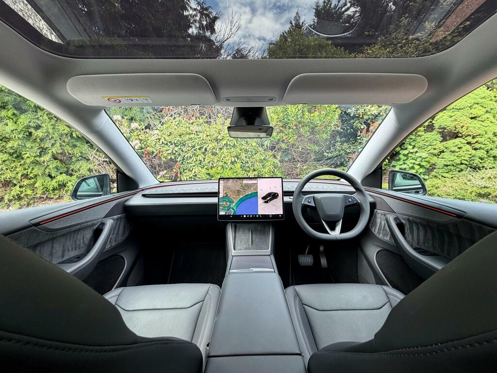 Tesla Model Y Long Range Juniper Launch Edition Premiu  Black #2
