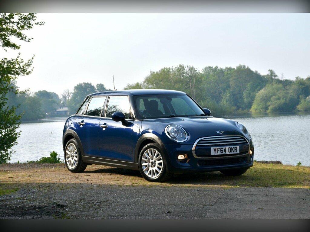 Mini Hatch 1.5 Cooper D Hatchback Euro 6 S Blue