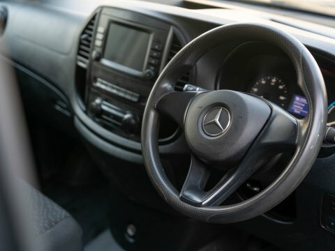 Mercedes-Benz eVito Evito Progressive L2 Grey #2
