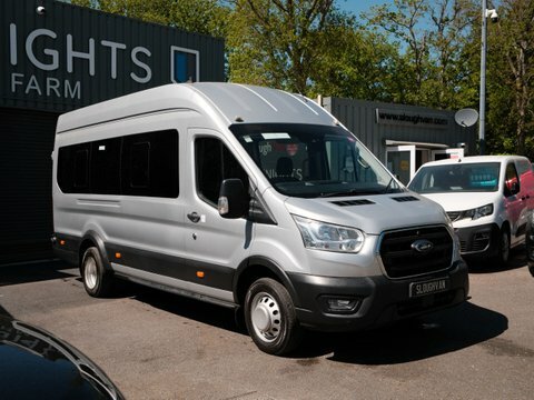 Ford Transit Custom Minibus 460 Leader Silver