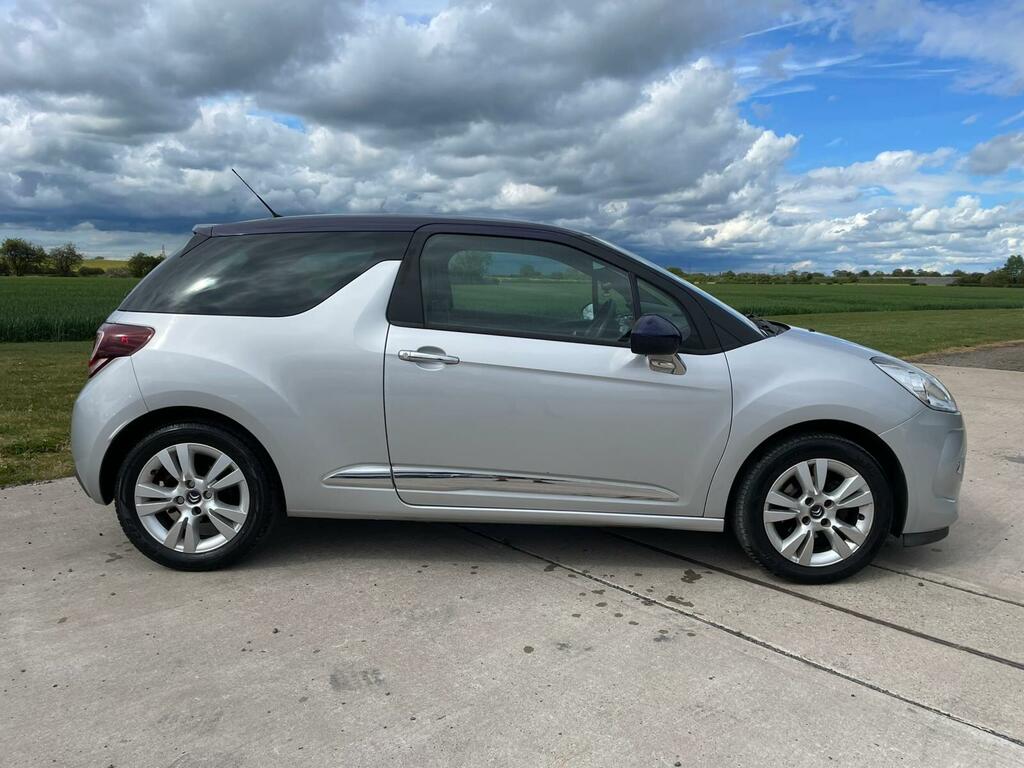 Citroen DS3 1.6 E-hdi Airdream Dstyle Euro 5 Ss PJ14MMX Silver #5