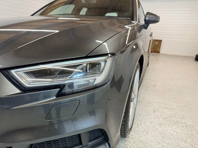 Audi A3 1.5 Tfsi Cod 35 S Line Sportback RK68ZKO Grey #4