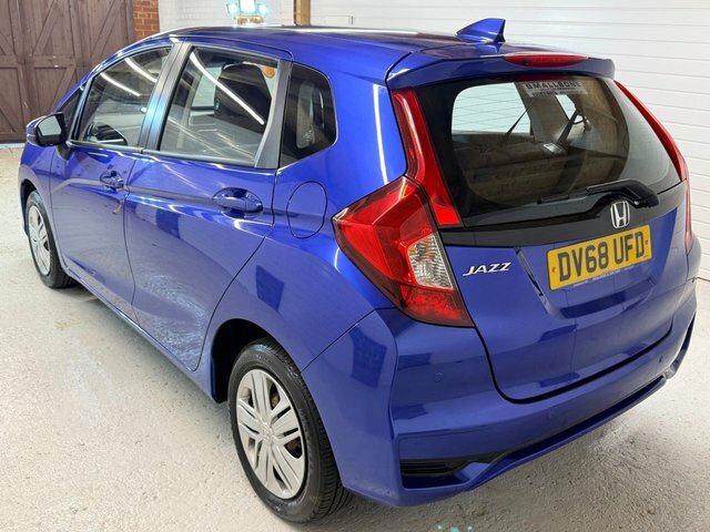 Honda Jazz 1.3 I-vtec S Hatchback Euro 6 S DV68UFD Blue #3
