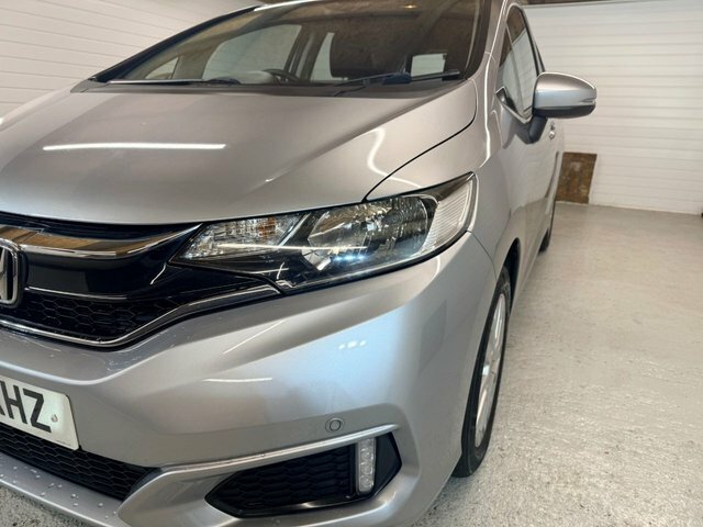 Honda Jazz 1.3 I-vtec Se Navi Hatchback Eur YN19KHZ Silver #6