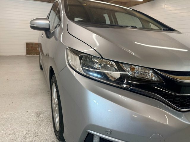 Honda Jazz 1.3 I-vtec Se Navi Hatchback Eur YN19KHZ Silver #5