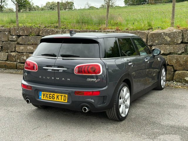 Mini Clubman Estate Green #22
