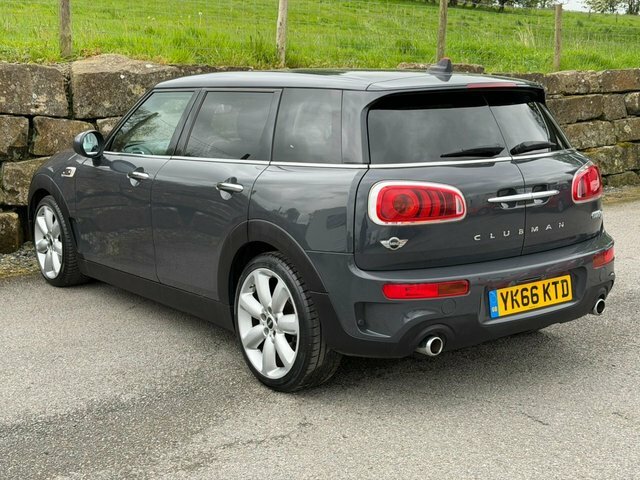 Mini Clubman Estate Green #24