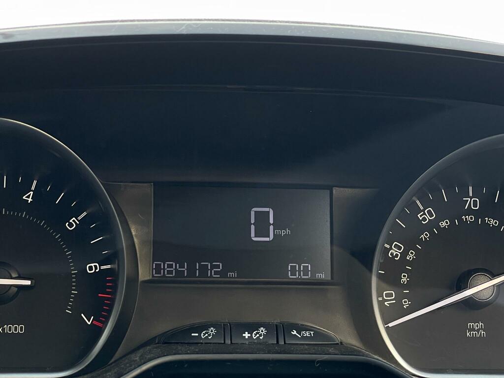Peugeot 208 Active Black #5