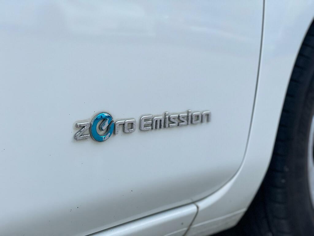 Nissan Leaf Electric GJ14ZHV #6