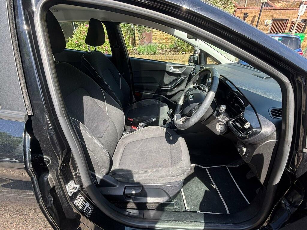 Ford Fiesta Hatchback 1.0T Ecoboost Zetec Euro 6 Ss 20 EJ19EZK Black #4