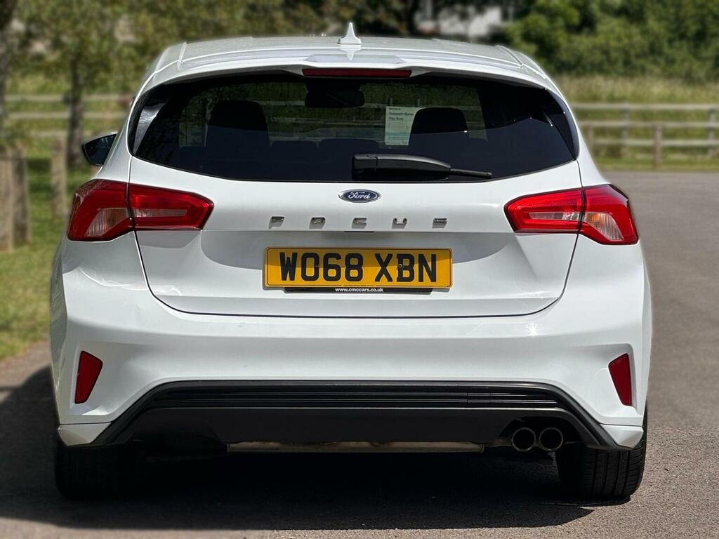 Ford Focus Hatchback 1.5T Ecoboost St-line Euro 6 Ss WO68XBN White #5