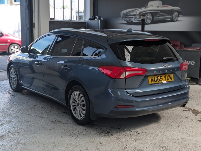 Ford Focus Titanium Blue #5