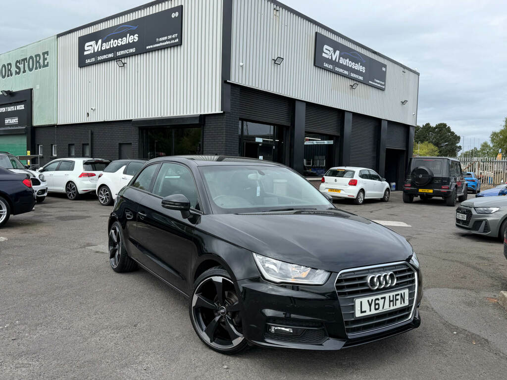 Audi A1 1.0 Tfsi Sport Nav LY67HFN Black #2