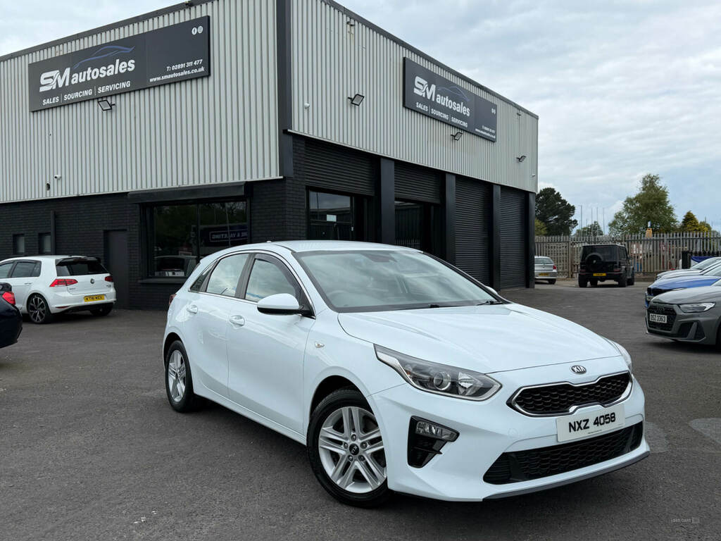 Kia Ceed 1.0T Gdi Isg 2 E14MLL White #3