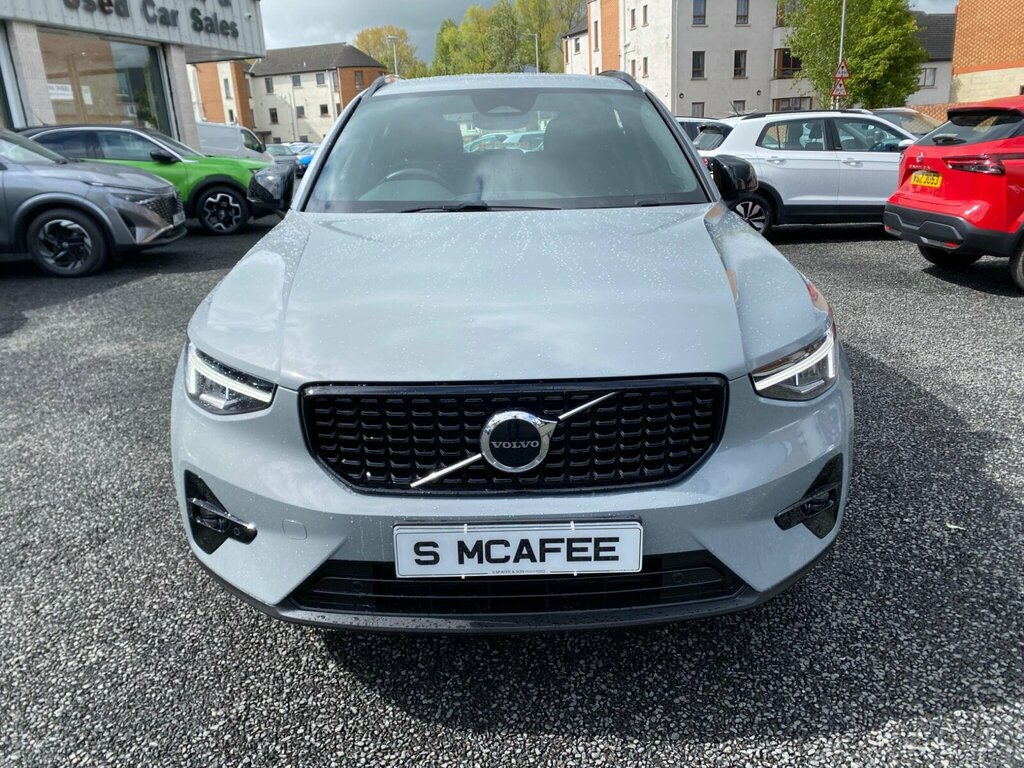 Volvo XC40 2.0 B4 Mhev Plus Dark Dct Euro 6 Ss GD74OMR  #2
