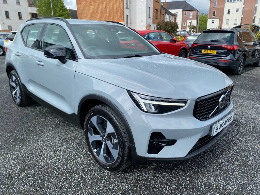 Volvo XC40 2.0 B4 Mhev Plus Dark Dct Euro 6 Ss GD74OMR  #3