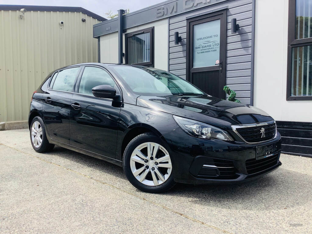 Peugeot 308 1.6 Bluehdi 100 Active Black