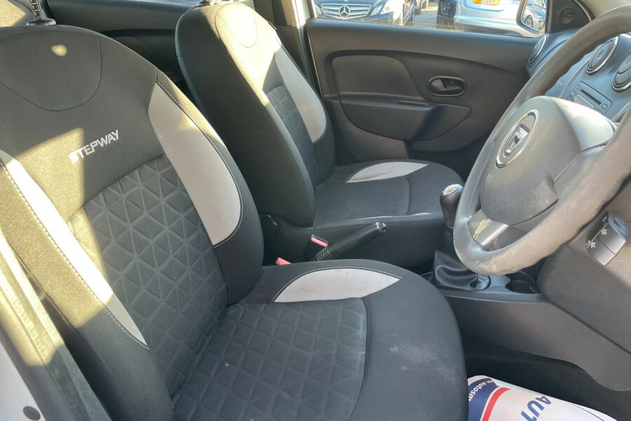 Dacia Sandero Stepway Sandero Stepway Ambiance Dc... SC65TFU White #4