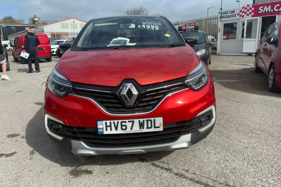 Renault Captur Captur Dynamique S Nav Dci HV67WDL Red #2