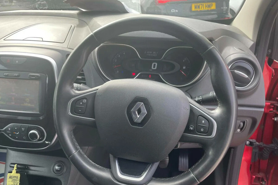 Renault Captur Captur Dynamique S Nav Dci HV67WDL Red #6