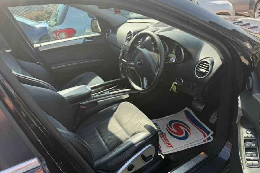 Mercedes-Benz M Class Ml 320 Cdi Sport Black #3